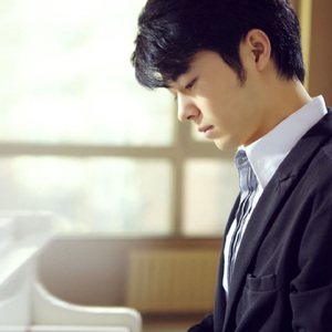 黑人与亚洲女深喉呕吐
